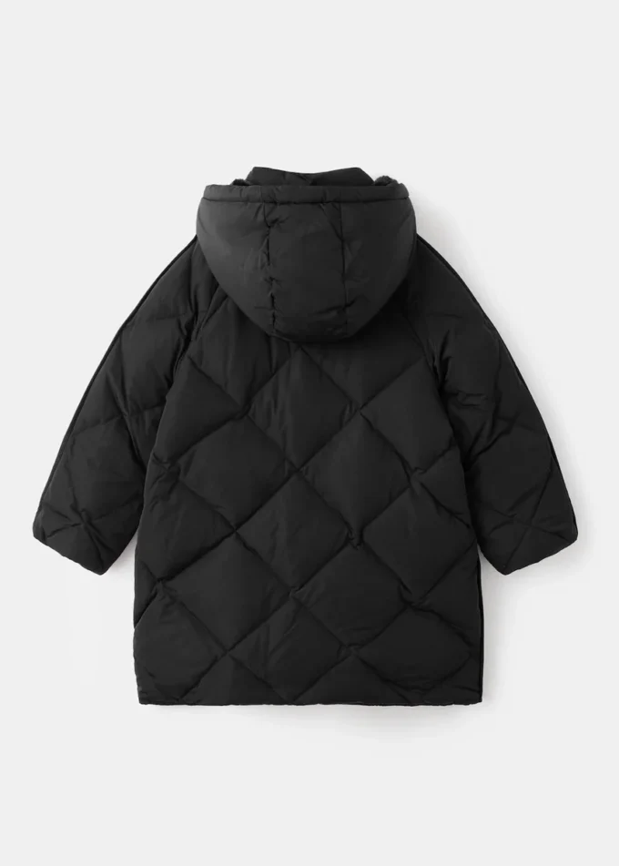 Manteau à capuche en plumes