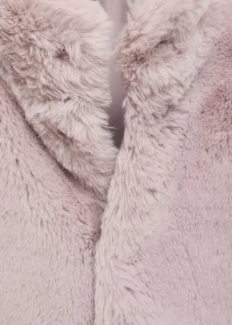 Manteau en fausse fourrure