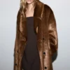Manteau en fausse fourrure avec ceinture Manteau en fausse fourrure avec ceinture