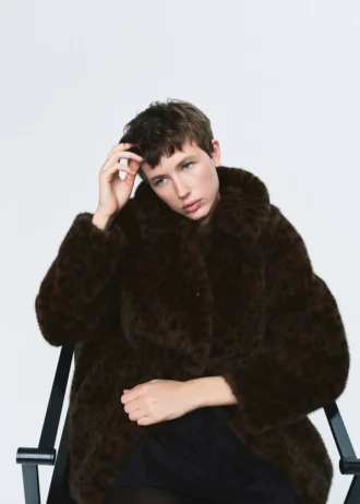 Manteau en fausse fourrure léopard