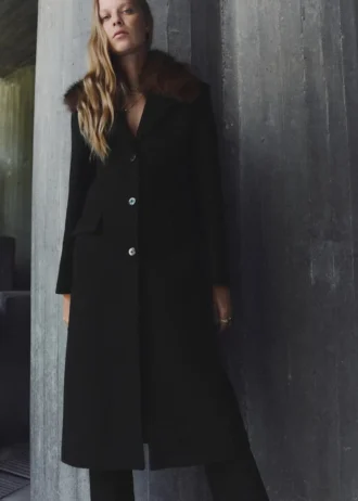 Manteau en laine avec col en fourrure