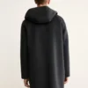 Manteau en laine fait main avec capuche Manteau en laine fait main avec capuche
