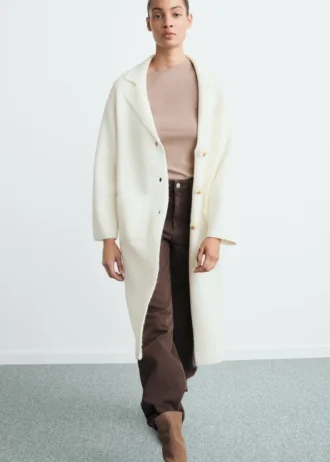 Manteau long en tricot