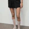 Mini-jupe-short avec nœud Mini-jupe-short avec nœud