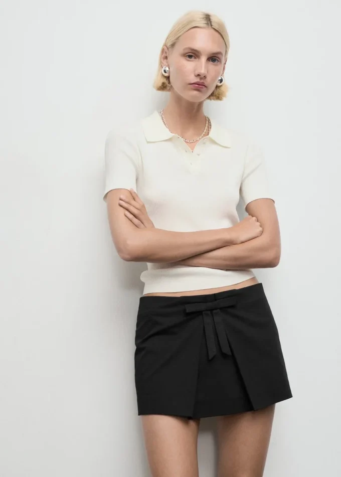 Mini-jupe-short avec nœud Mini-jupe-short avec nœud