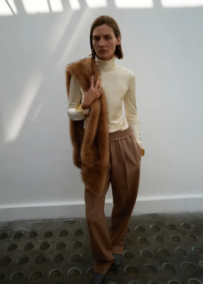 Pantalon 100 % laine avec taille élastique Pantalon 100 % laine avec taille élastique