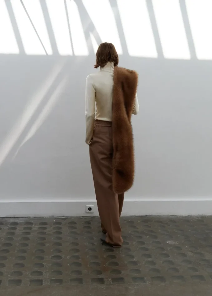 Pantalon 100 % laine avec taille élastique Pantalon 100 % laine avec taille élastique