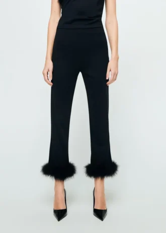 Pantalon capri en maille fine à plumes