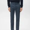 Pantalon chino court et fuselé Prato Pantalon chino court et fuselé Prato