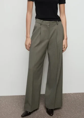 Pantalon de costume droit à pinces Pantalon de costume droit à pinces