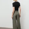 Pantalon de costume droit à pinces Pantalon de costume droit à pinces