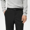 Pantalon de costume droit à pinces Pantalon de costume droit à pinces
