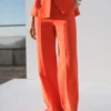 Pantalon de costume droit à taille moyenne Pantalon de costume droit à taille moyenne