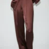 Pantalon de costume en satin Pantalon de costume en satin