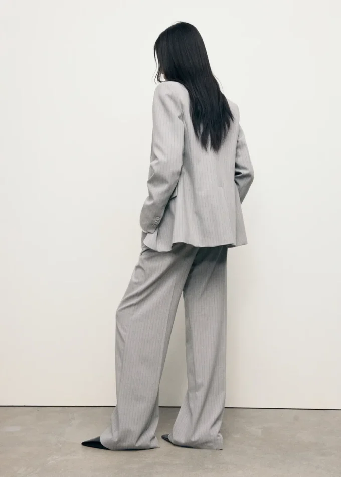 Pantalon de costume à fines rayures Pantalon de costume à fines rayures