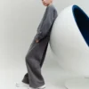 Pantalon de jogging à jambes larges avec détails de coutures