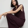 Pantalon droit avec détails sur les coutures Pantalon droit avec détails sur les coutures