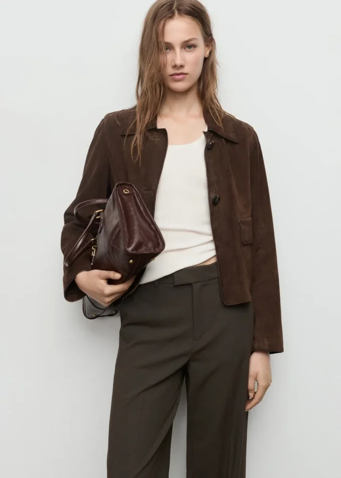 Pantalon droit court taille moyenne Pantalon droit court taille moyenne