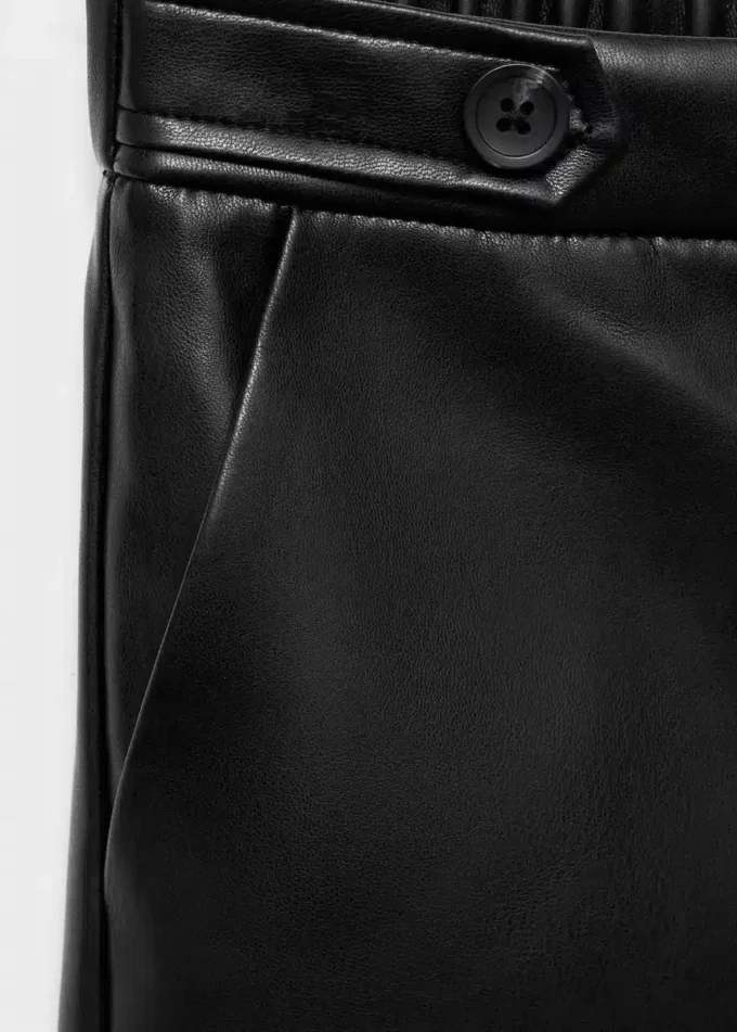 Pantalon droit effet cuir