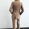 Pantalon droit en laine mélangée Pantalon droit en laine mélangée