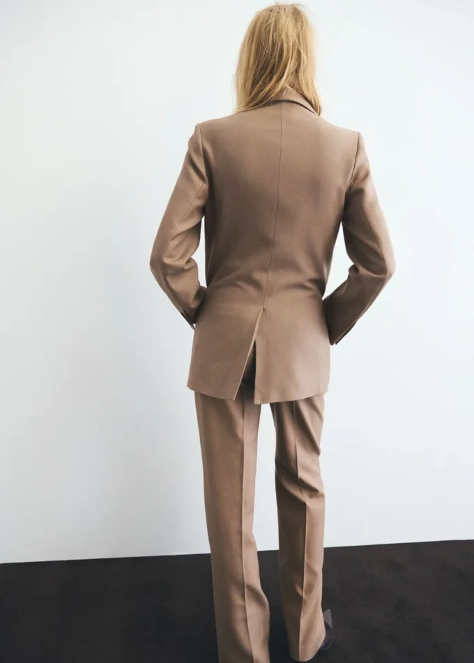Pantalon droit en laine mélangée Pantalon droit en laine mélangée