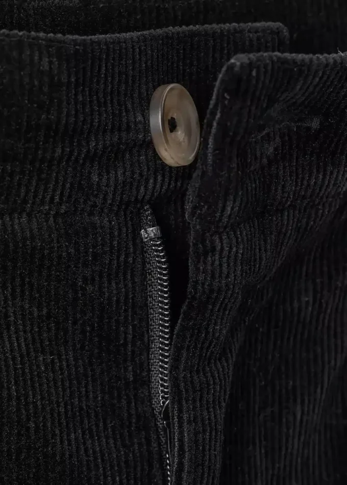 Pantalon droit en velours côtelé