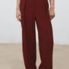 Pantalon droit à pinces Pantalon droit à pinces