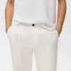 Pantalon droit à pinces Pantalon droit à pinces