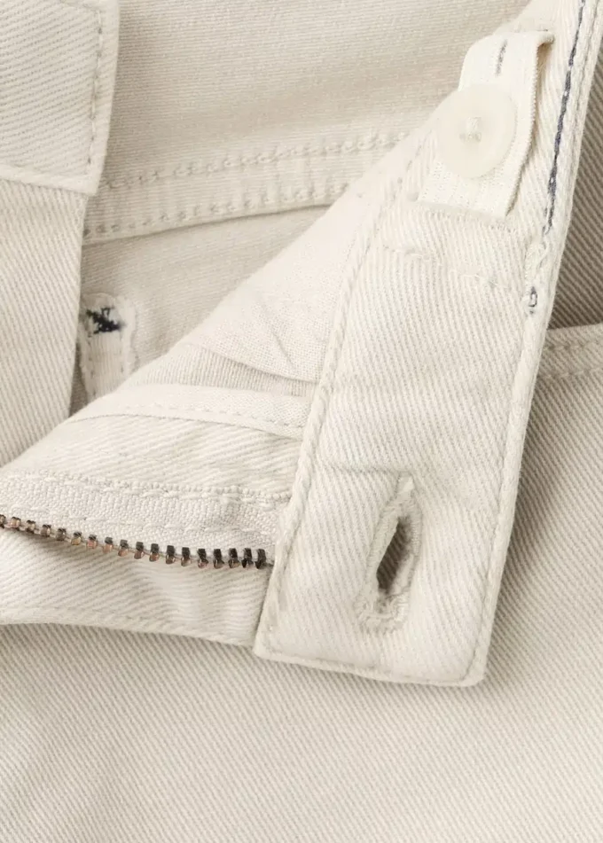 Pantalon droit à revers Pantalon droit à revers