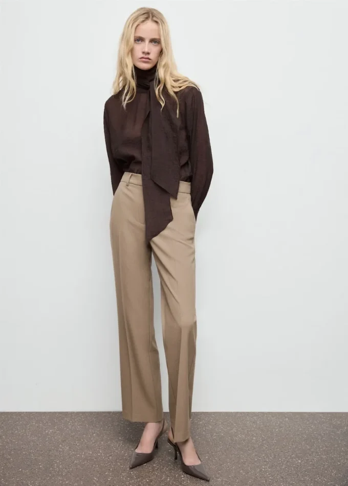 Pantalon droit taille mi-haute Pantalon droit taille mi-haute