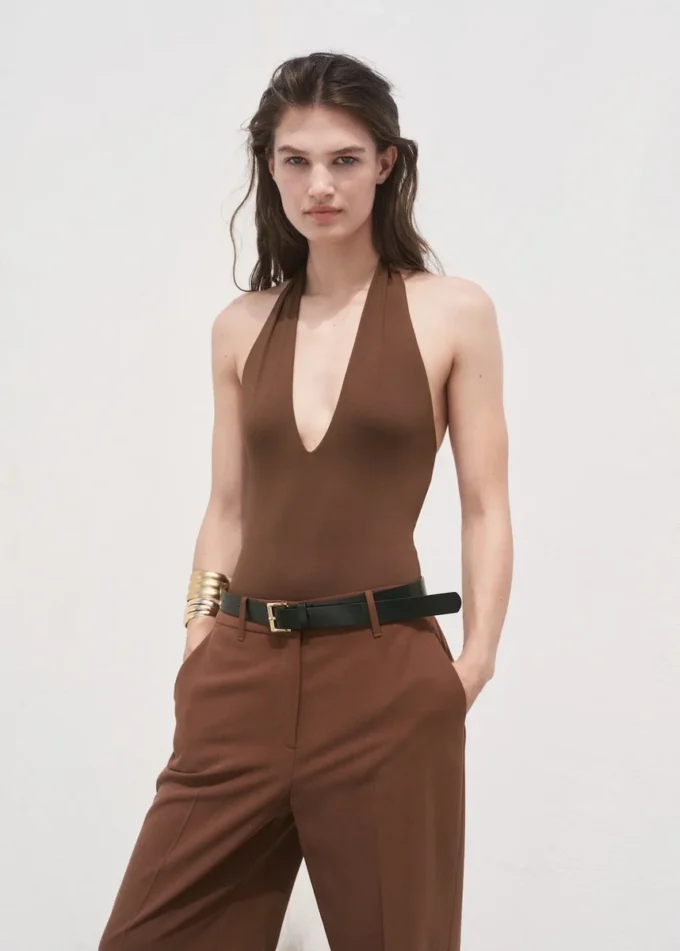 Pantalon droit taille mi-haute Pantalon droit taille mi-haute