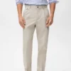 Pantalon en coton à pinces, coupe classique Pantalon en coton à pinces, coupe classique