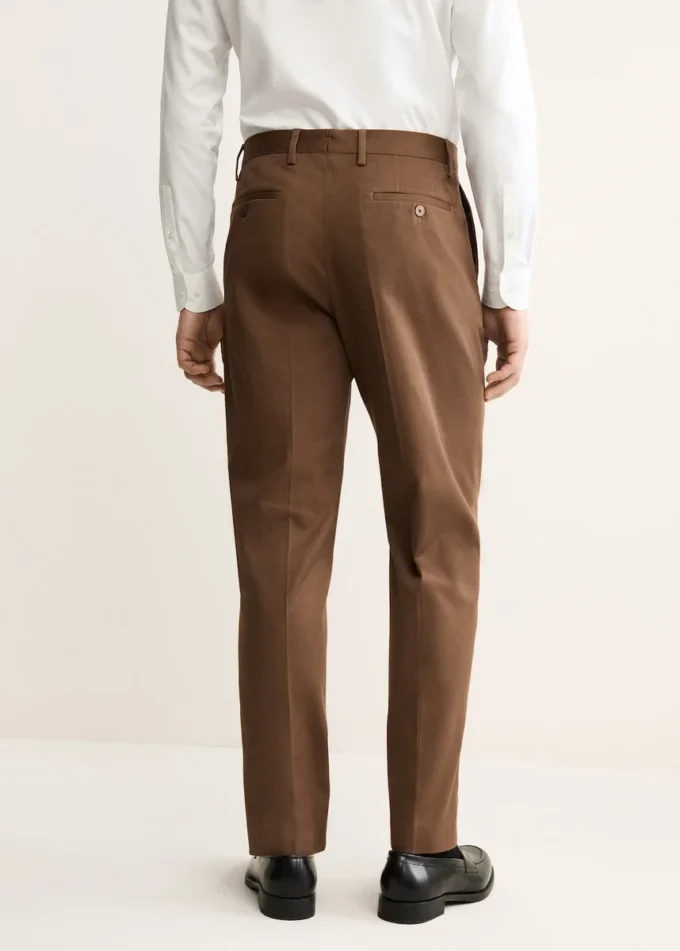 Pantalon en coton à pinces, coupe classique Pantalon en coton à pinces, coupe classique