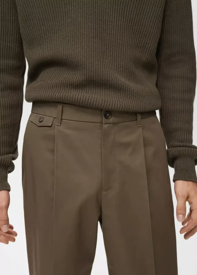 Pantalon en coton à pinces, coupe classique Pantalon en coton à pinces, coupe classique
