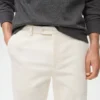 Pantalon en coton velours côtelé coupe classique Pantalon en coton velours côtelé coupe classique