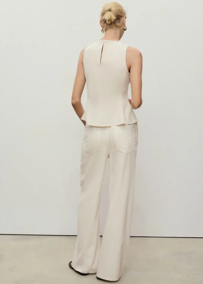 Pantalon en denim à jambes larges avec ceinture Pantalon en denim à jambes larges avec ceinture