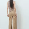 Pantalon en denim à jambes larges avec ceinture Pantalon en denim à jambes larges avec ceinture