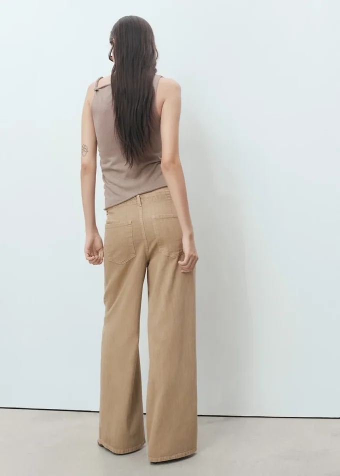 Pantalon en denim à jambes larges avec ceinture Pantalon en denim à jambes larges avec ceinture