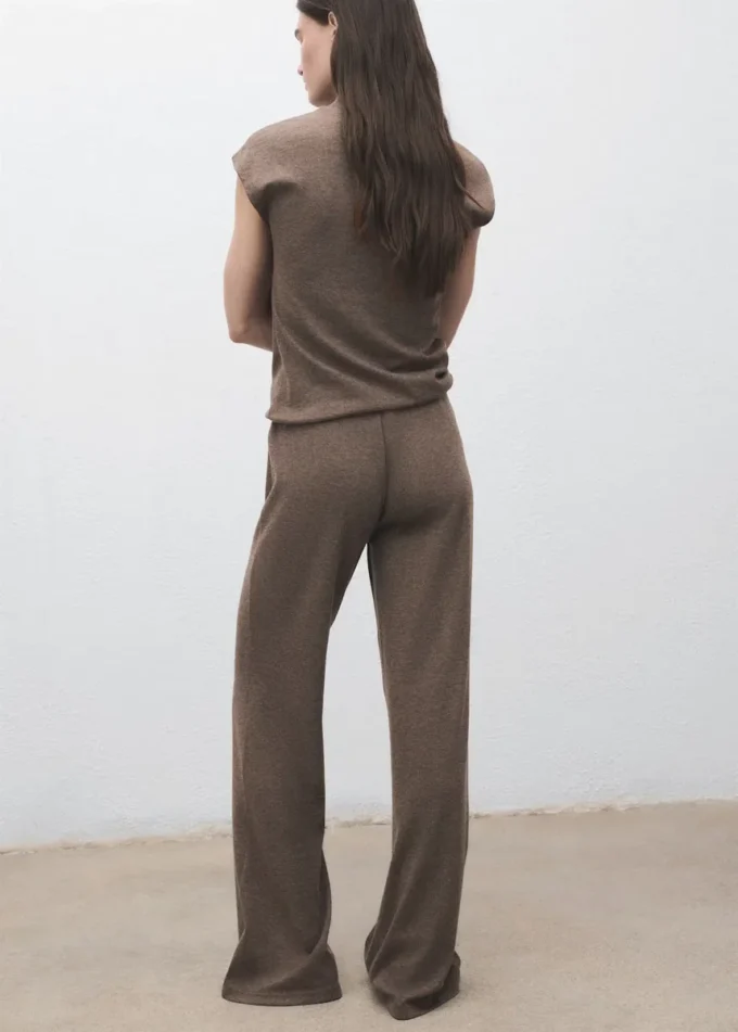 Pantalon en maille avec taille élastiquée Pantalon en maille avec taille élastiquée