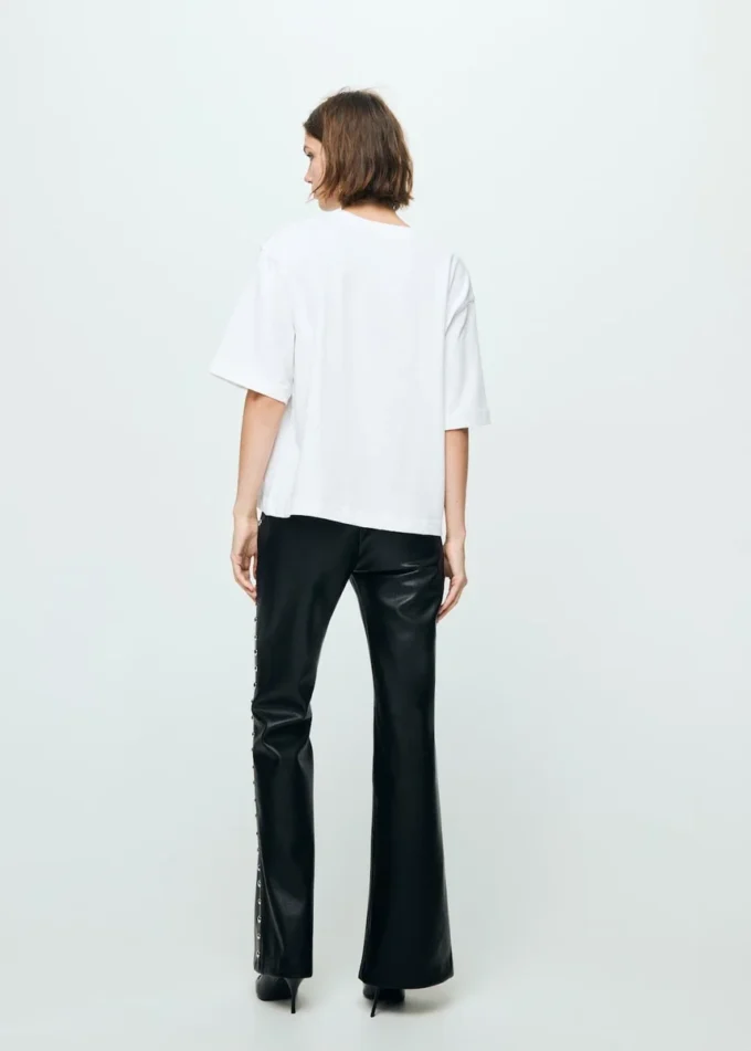 Pantalon en simili cuir clouté Pantalon en simili cuir clouté
