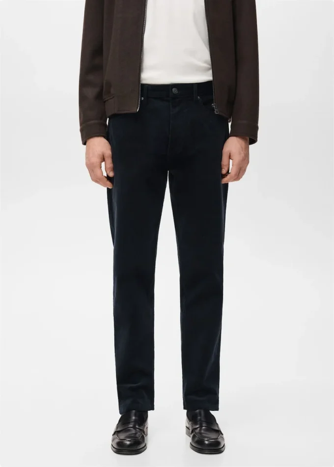 Pantalon en velours côtelé coupe classique Pantalon en velours côtelé coupe classique