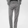 Pantalon en velours côtelé coupe classique Pantalon en velours côtelé coupe classique
