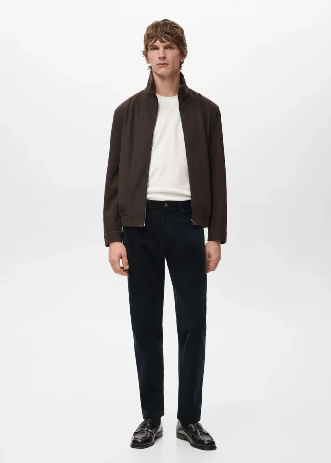 Pantalon en velours côtelé coupe classique Pantalon en velours côtelé coupe classique