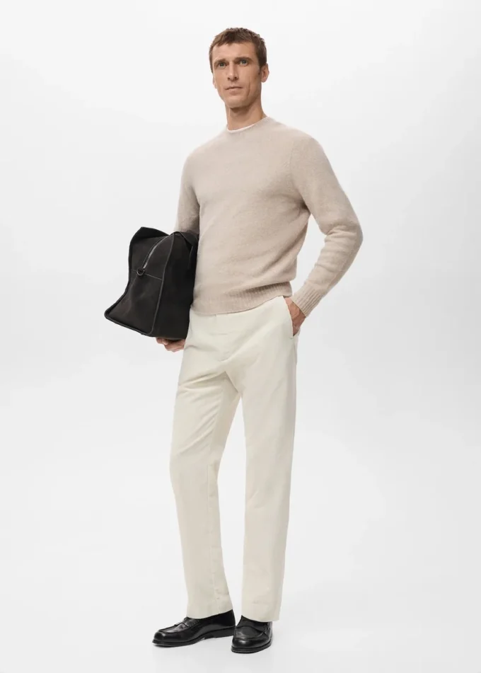Pantalon en velours côtelé coupe classique Pantalon en velours côtelé coupe classique