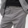 Pantalon en velours côtelé coupe classique Pantalon en velours côtelé coupe classique