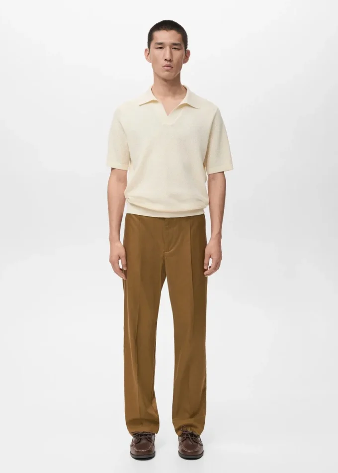 Pantalon fluide à pinces et coupe classique Pantalon fluide à pinces et coupe classique