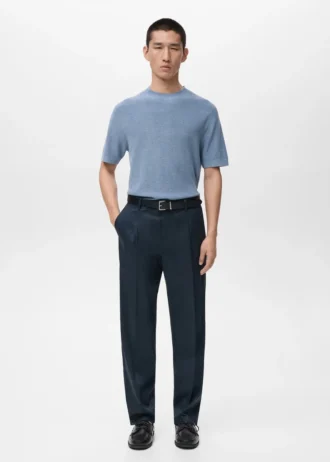 Pantalon fluide à pinces et coupe classique