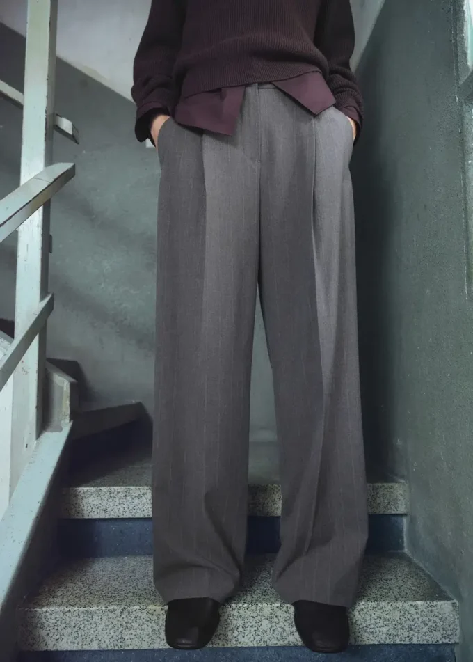 Pantalon large à plis Pantalon large à plis
