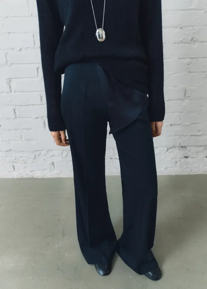 Pantalon long évasé Pantalon long évasé