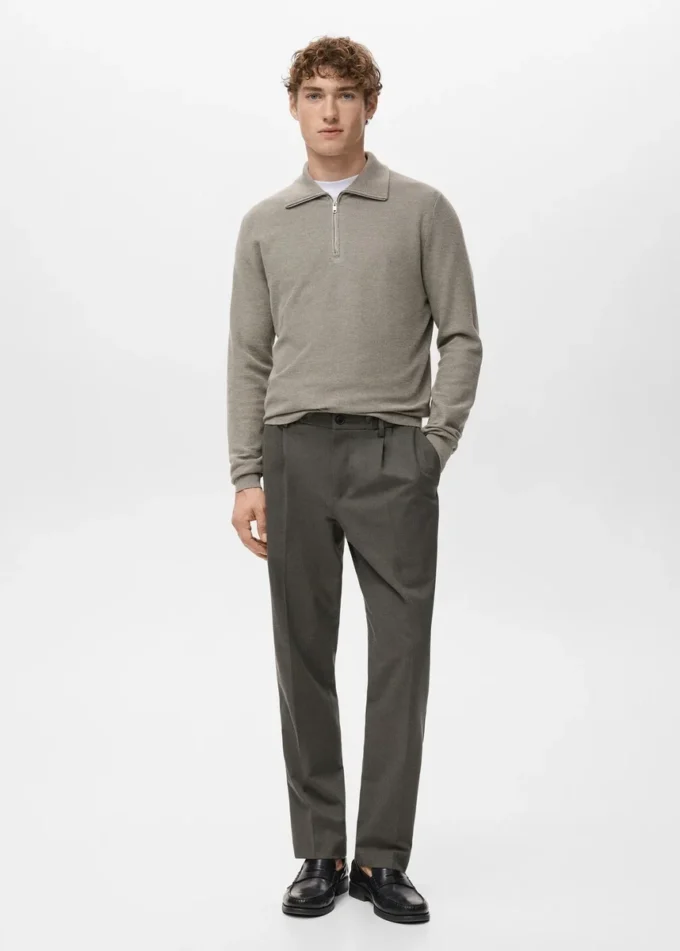 Pantalon à pinces en velours côtelé, coupe classique Pantalon à pinces en velours côtelé, coupe classique